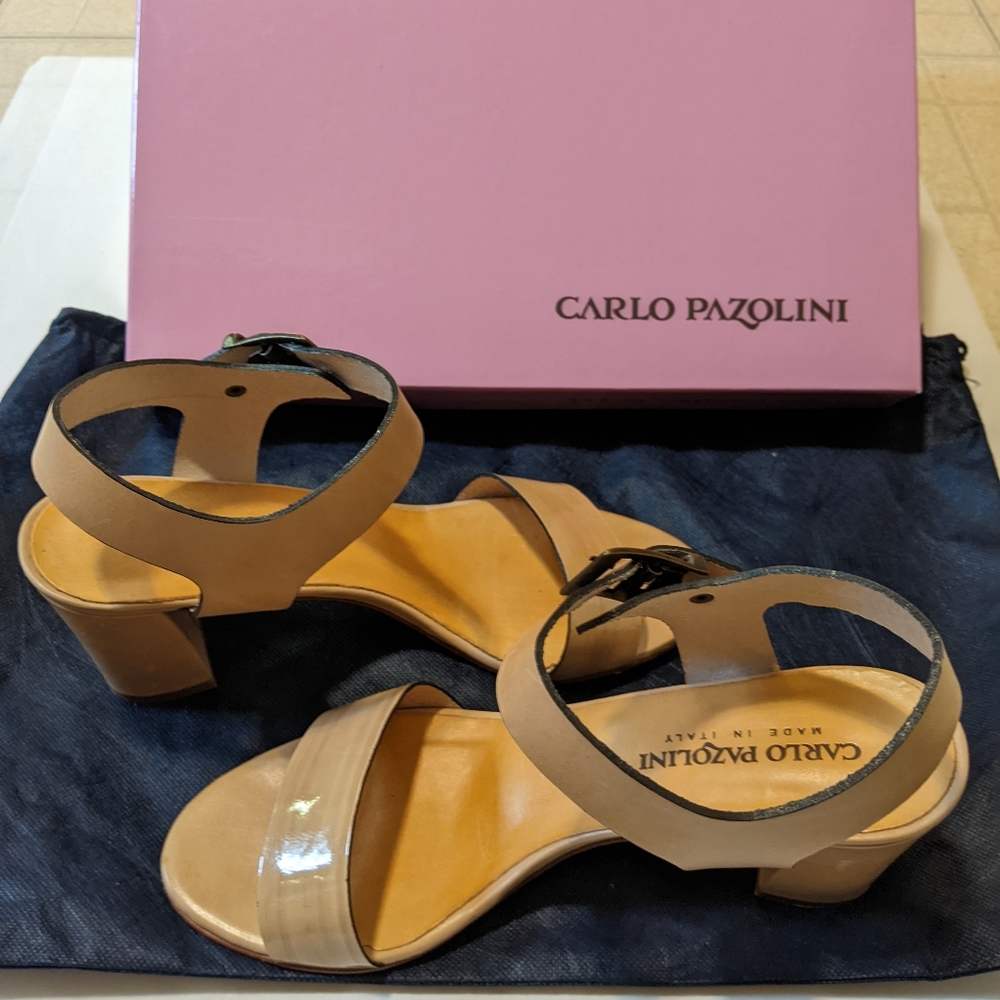 Carlo Pazolini Beige Women’s leather strap sandals.